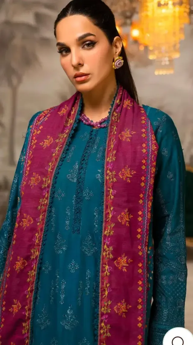 Motifz shiffli embroided khaddar - Image 3